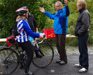 so grosse Schilder haengen